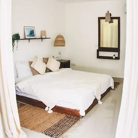 Hotel Twin Palms Surfhouse